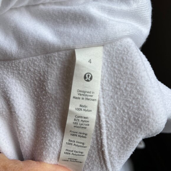 Lululemon "Down for it All" vest sz 4 (lulu sizing) - Picture 3 of 7